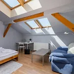 Flat With Cosy Attic - Castle Round The Corner - By Upstairs Apartment