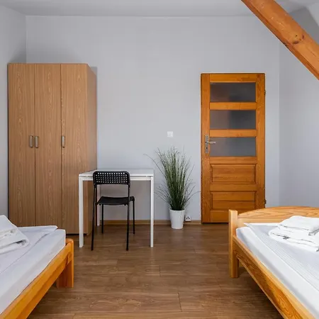 Flat With Cosy Attic - Castle Round The Corner - By Upstairs Apartament *