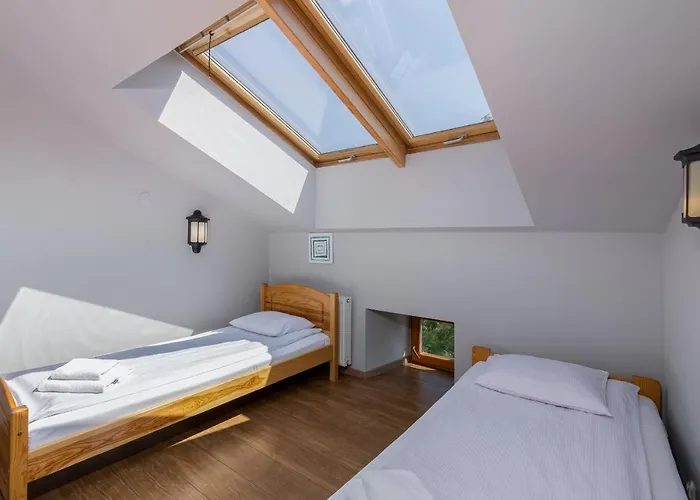 Apartment Flat With Cosy Attic - Castle Round The Corner - By Upstairs Krakau