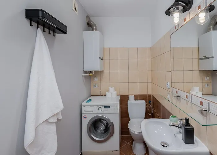 Apartman Flat With Cosy Attic - Castle Round The Corner - By Upstairs Krakkó